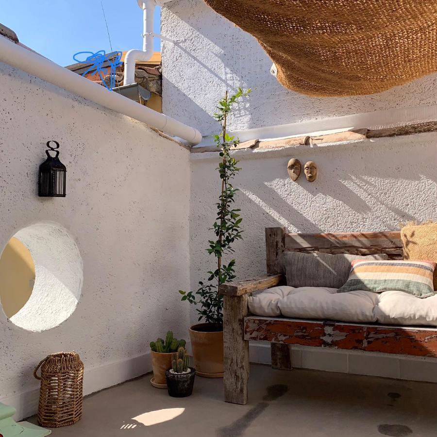 דירות איל-סור-לה-סורג La Terrasse Du Pont Jullian Charme Et Calme Dans Le Coeur Historique מראה חיצוני תמונה